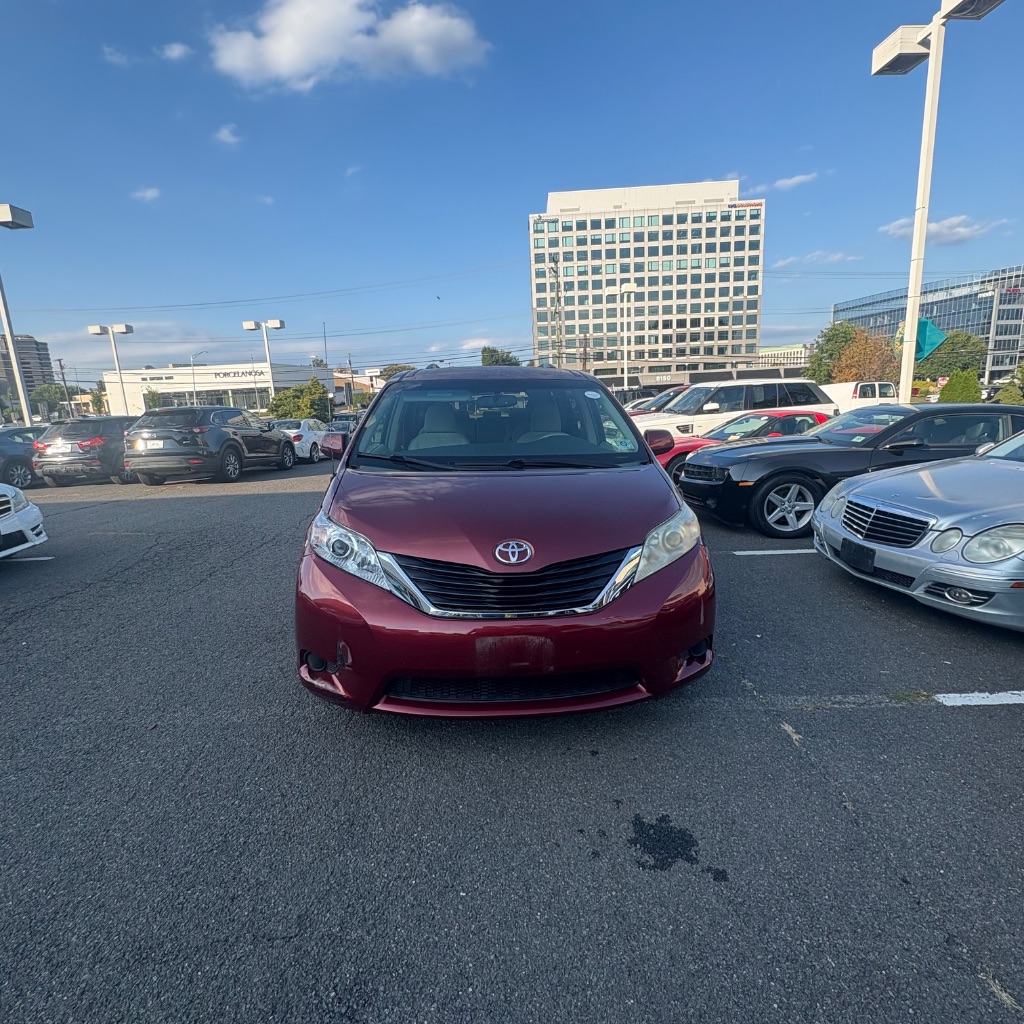 2011 Toyota Sienna